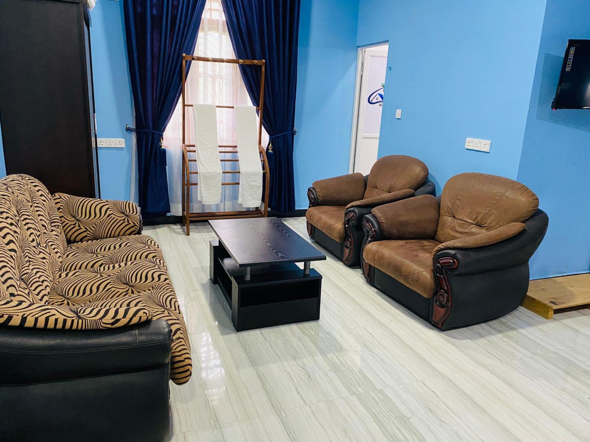 Nilaveli Hybrid Holiday Hotel ภายนอก รูปภาพ